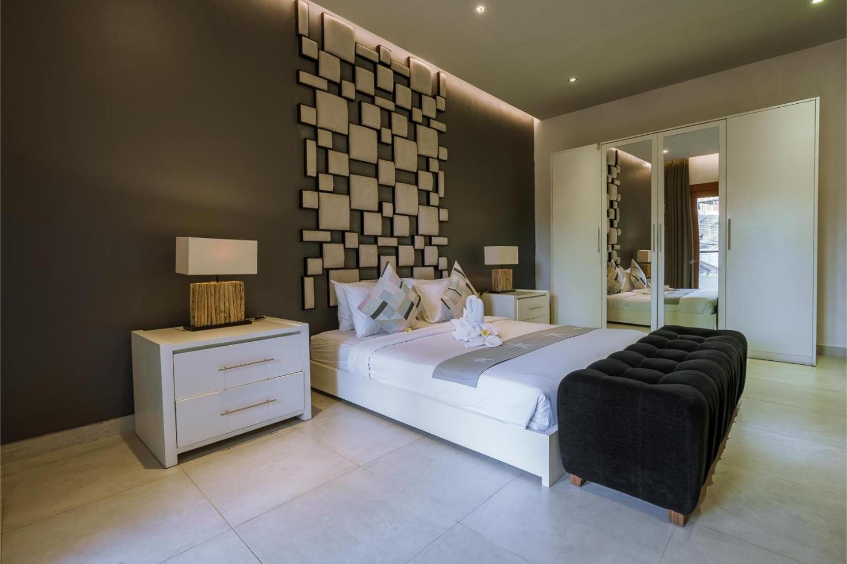 Villa Orange 3Br Seminyak By Exotic Bali Properties Экстерьер фото